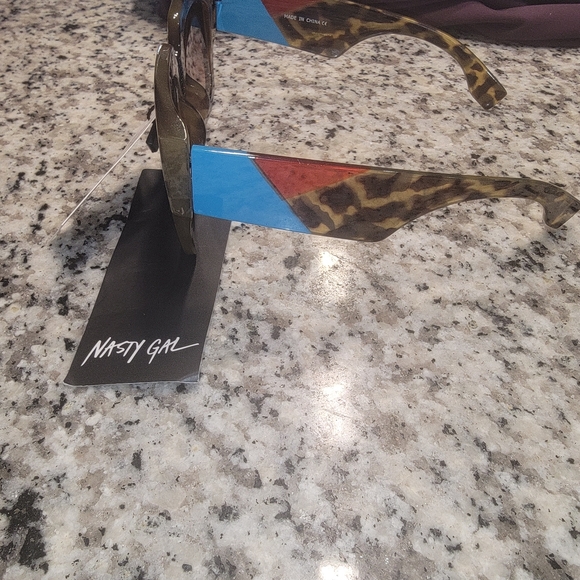 NWT NASTY GAL: I Only Have Eyes For You Oversized Tortoise shell Sunglasses - Picture 2 of 10